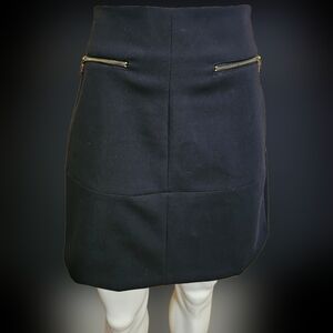 💙 91. Zara Basics Size Large Skirt